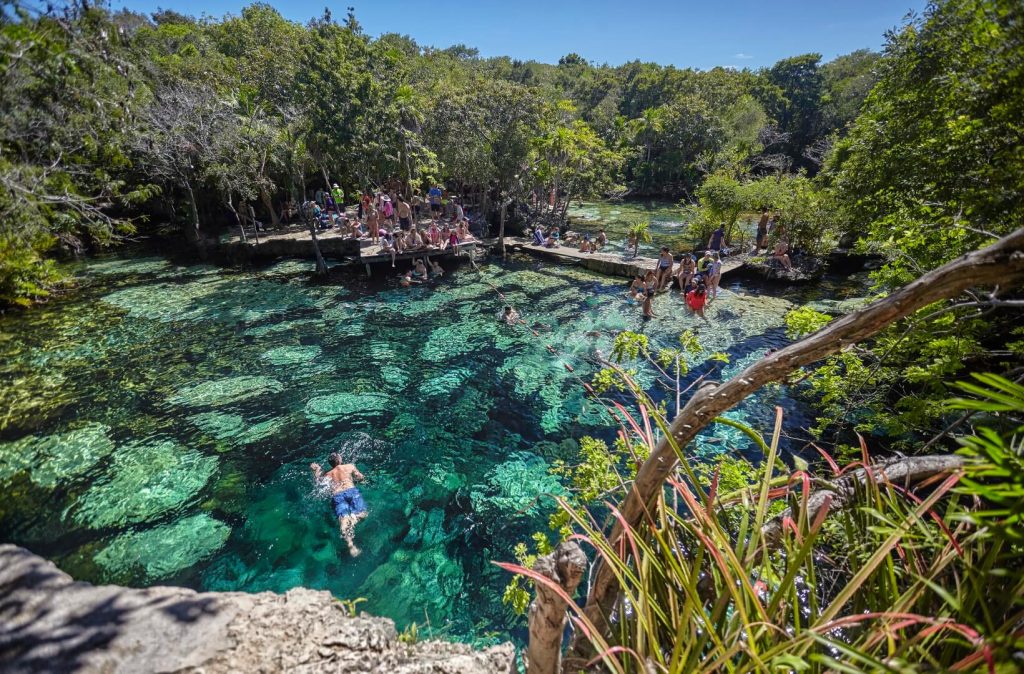 Cenote Azul, Playa del Carmen