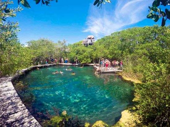 Yalahau Cenote
