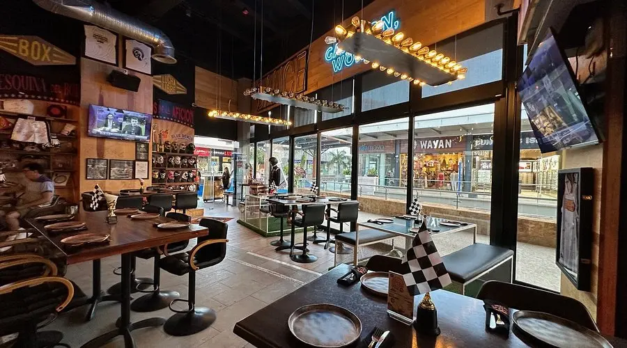 Boa, restaurant-bar for watching Super Bowl in Cancun 2026