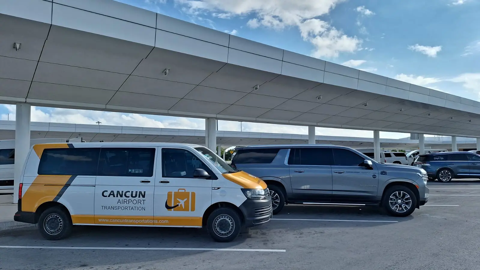 Pick up at the Airport in Cancun by Cancun Airport Transportation 