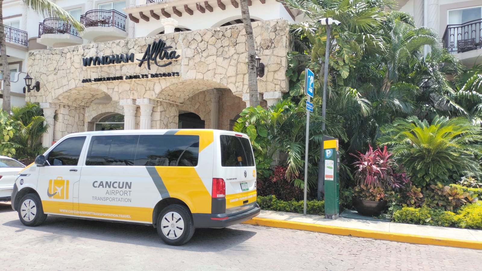 Private Airport Transportation, door to door service