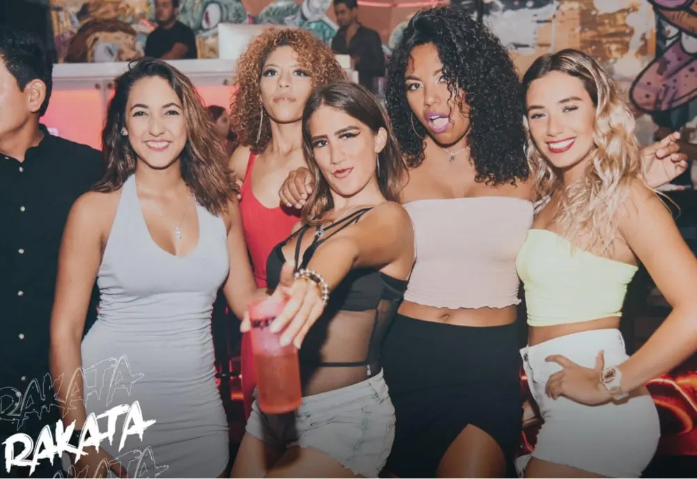 Rakata, cancun nightlife 