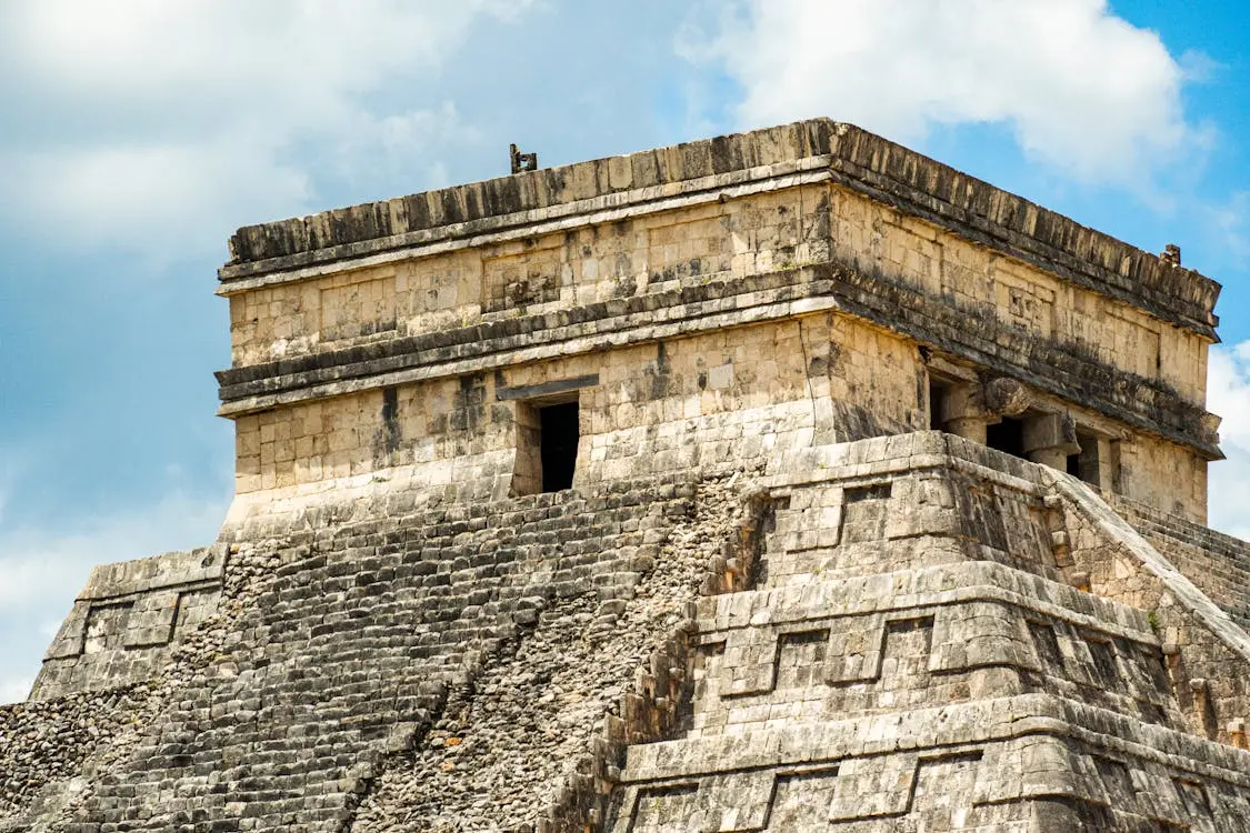 Chichen Itza Chichen Itza, one of the many gift ideas to celebrate Mother's Day in Cancun