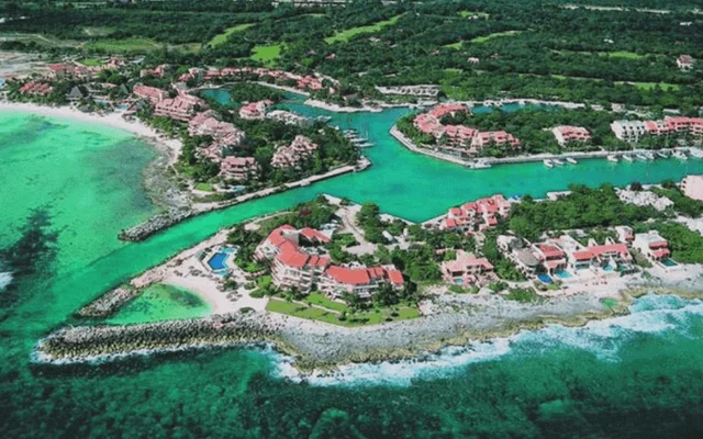 Aerial view of Puerto Aventuras. One of the destinations available for Cancun Airport Transportation